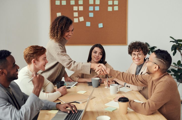ABOUT US_JOBS_life at working chancce