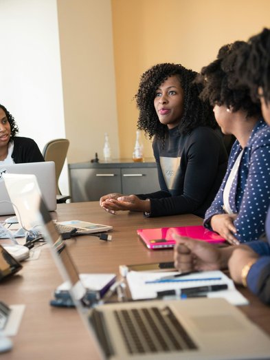 pexels-divinetechygirl-1181421