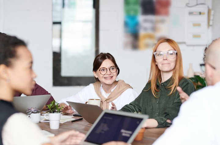 pexels-fauxels-3184314