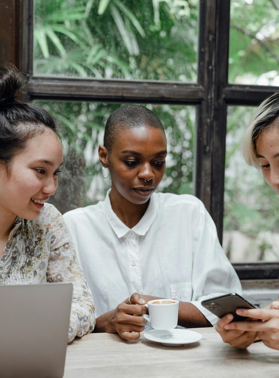 pexels-ketut-subiyanto-4350214